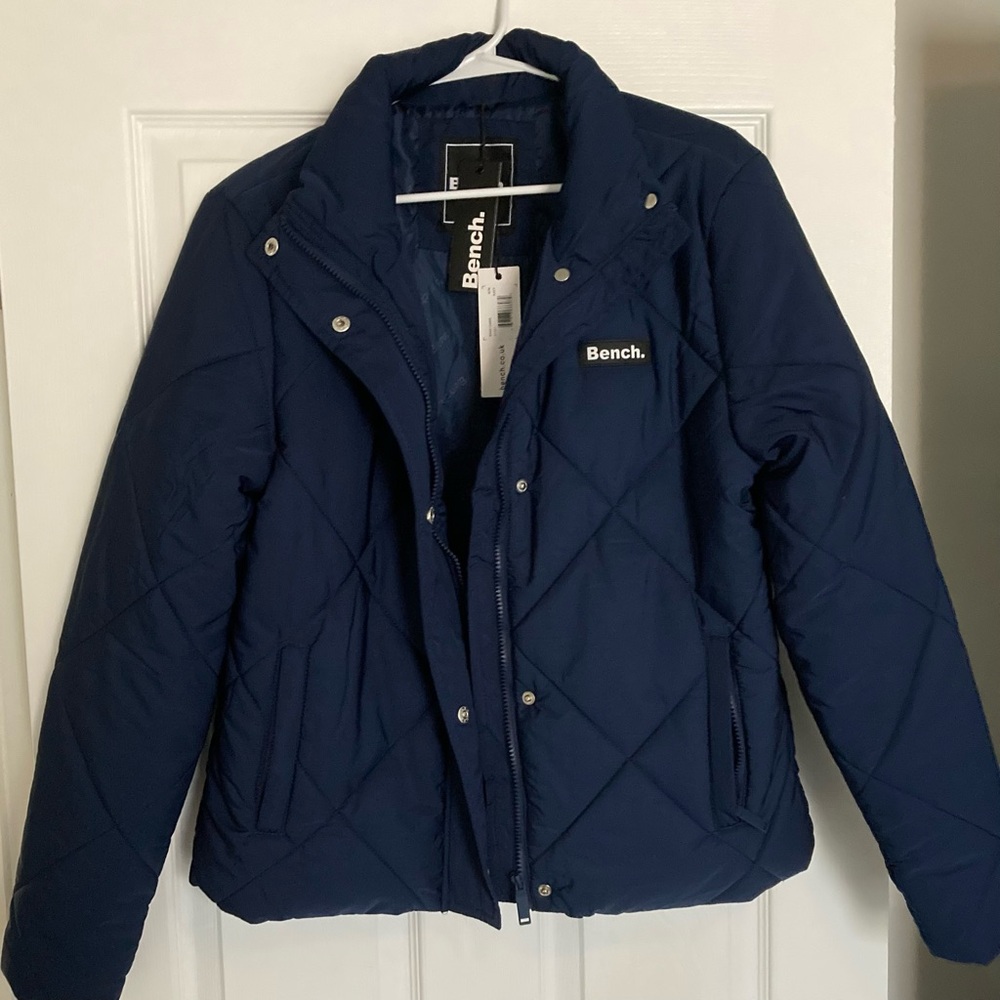 Women’s Bench brand puffer jacket💙